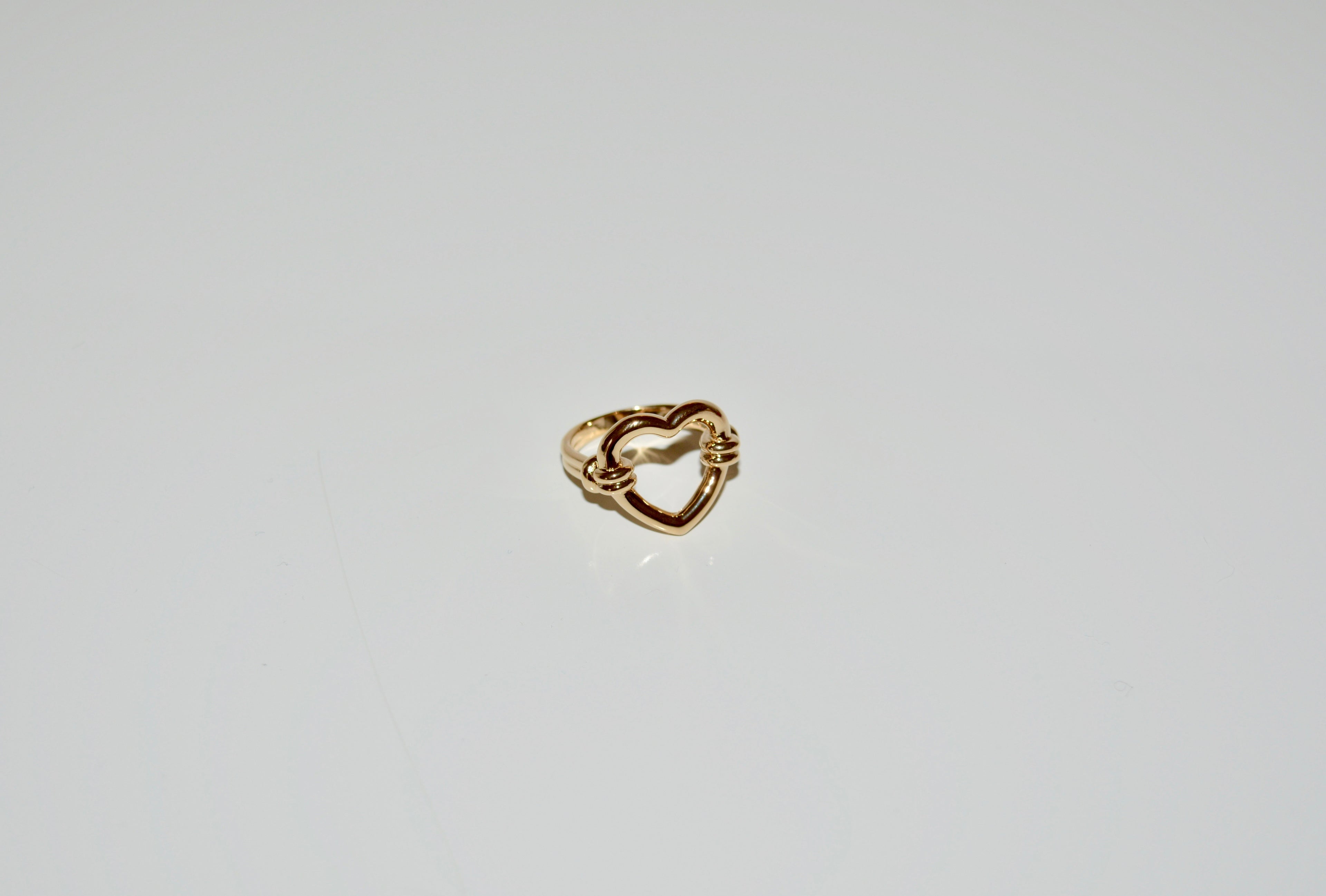 Bague coeur noué