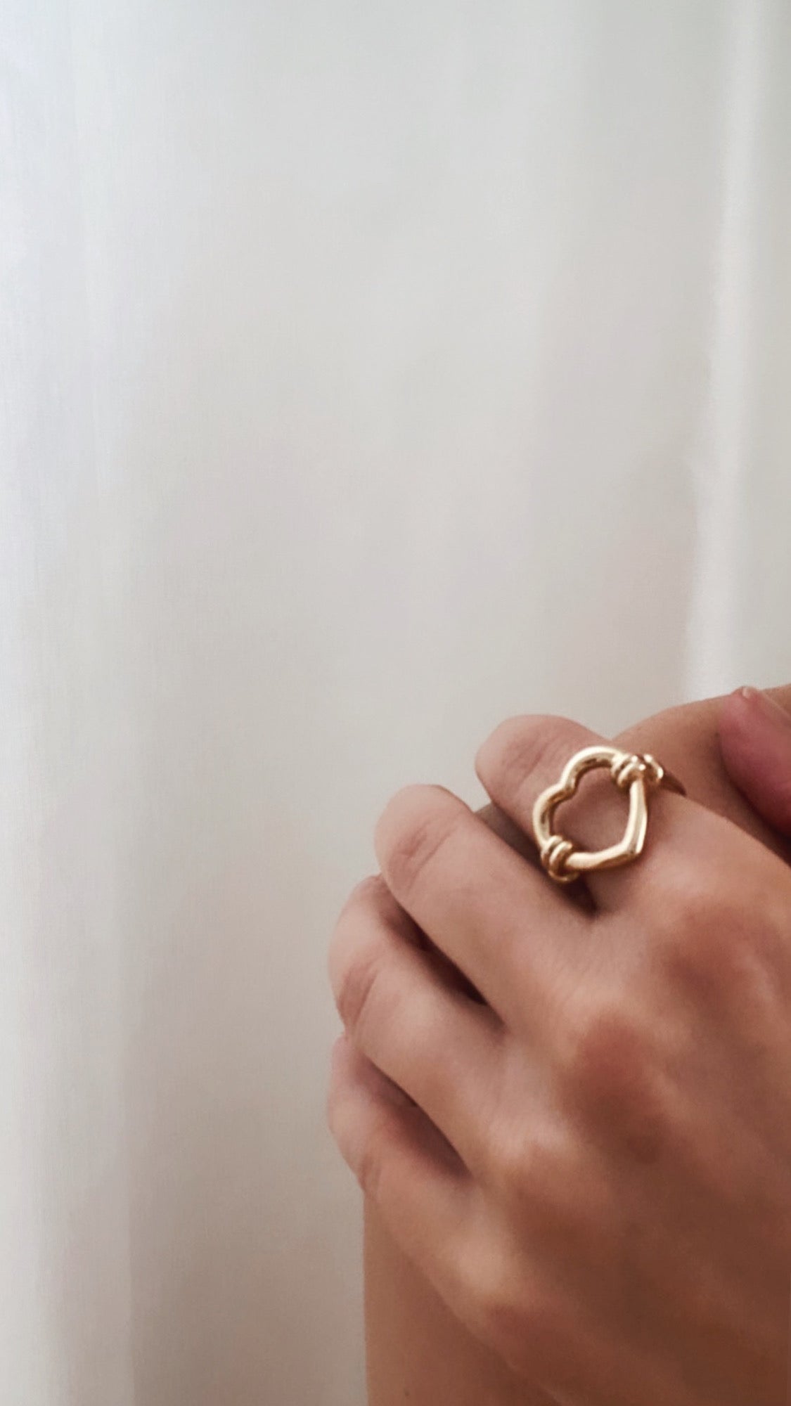 Bague coeur noué